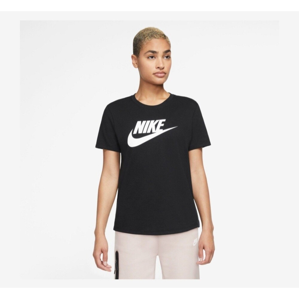 Nike Essential Futura Icon T-Shirt black small NWT